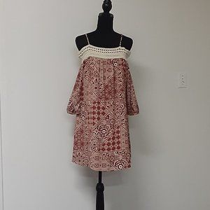 Trixxi/ Off the shoulder/NEW WITH TAGS